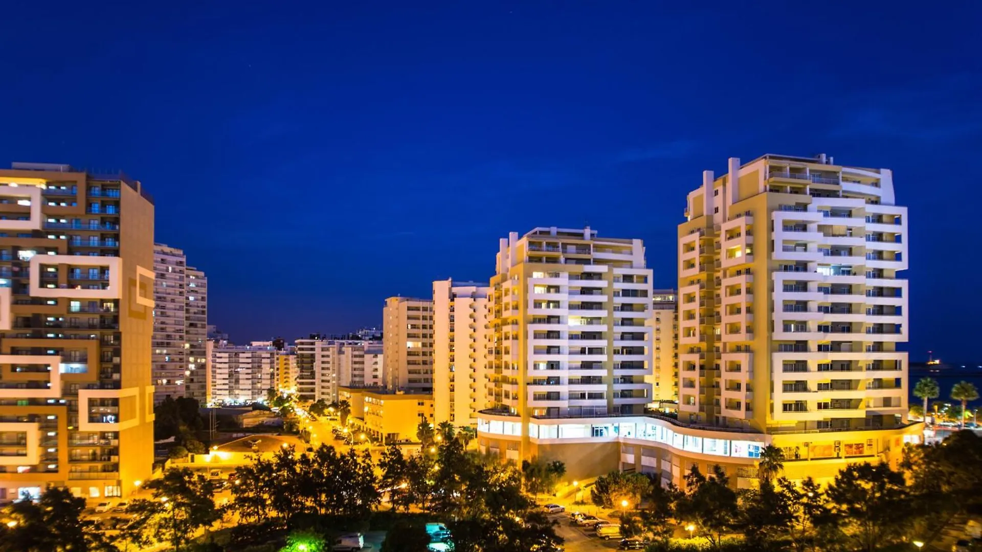 B96 - Solar Vau Fresh Apartment Портиман 0*,  Португалия