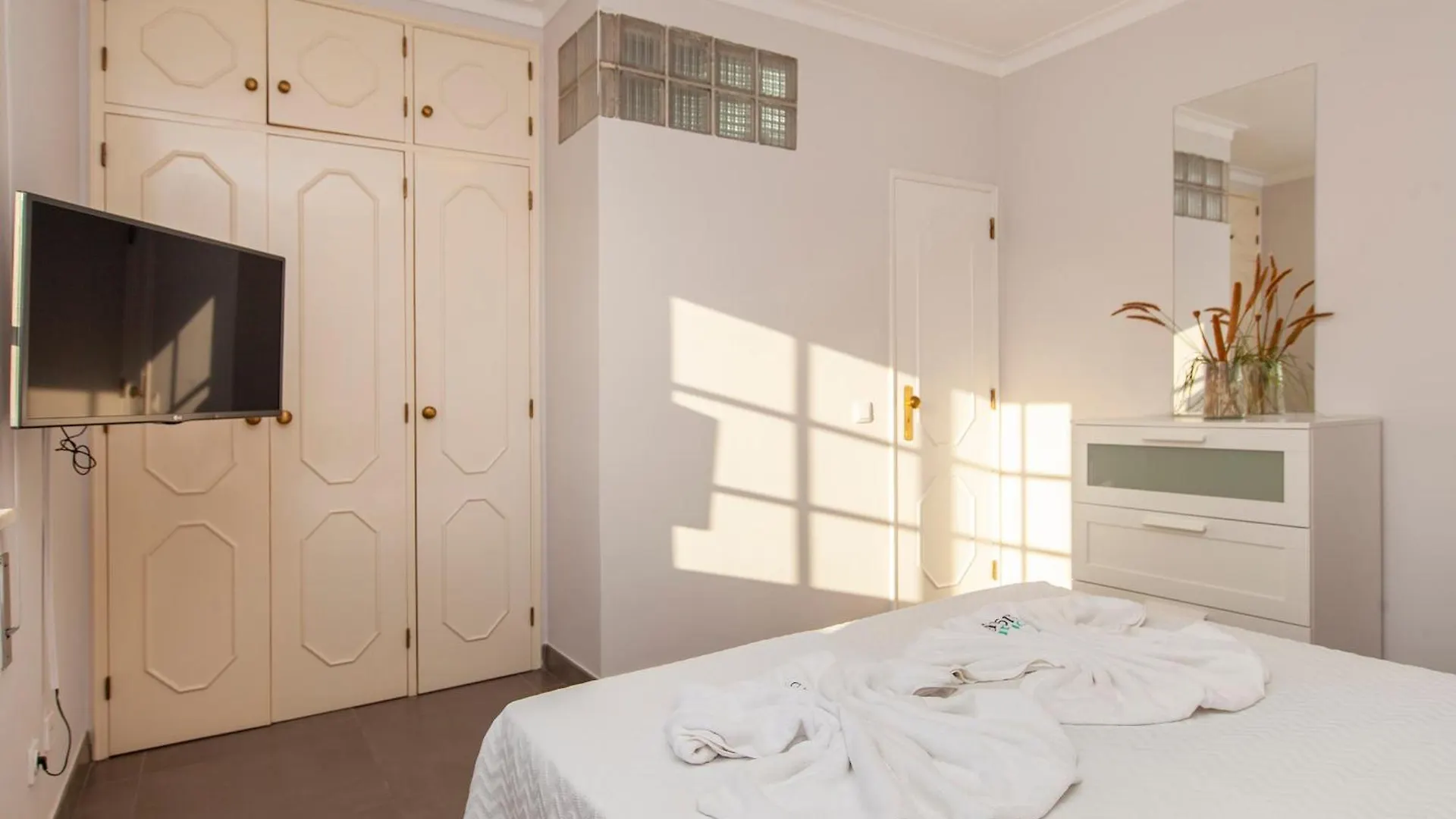 B96 - Solar Vau Fresh Apartment Portimao 0*,