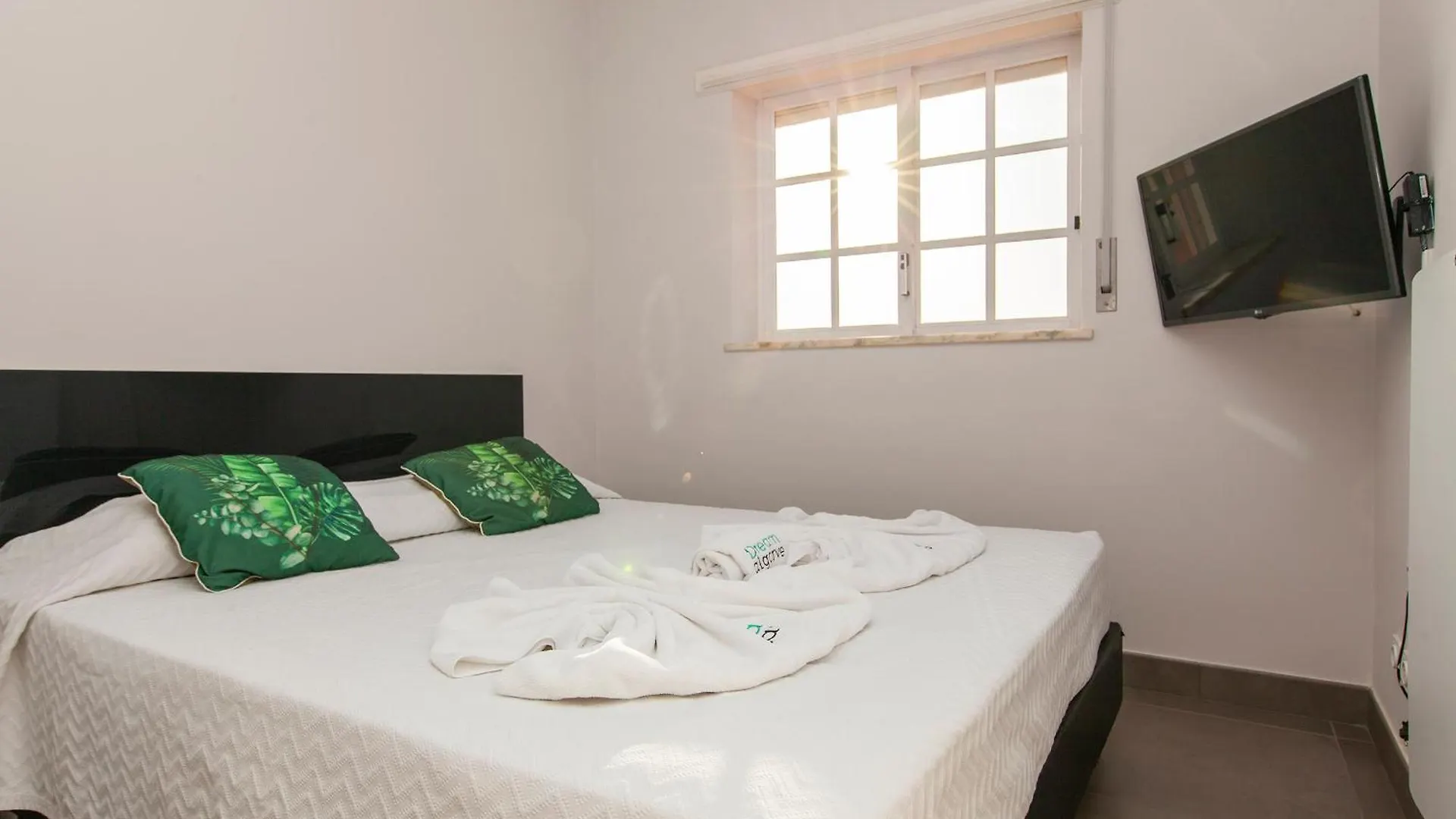 B96 - Solar Vau Fresh Apartment Portimao Portugal