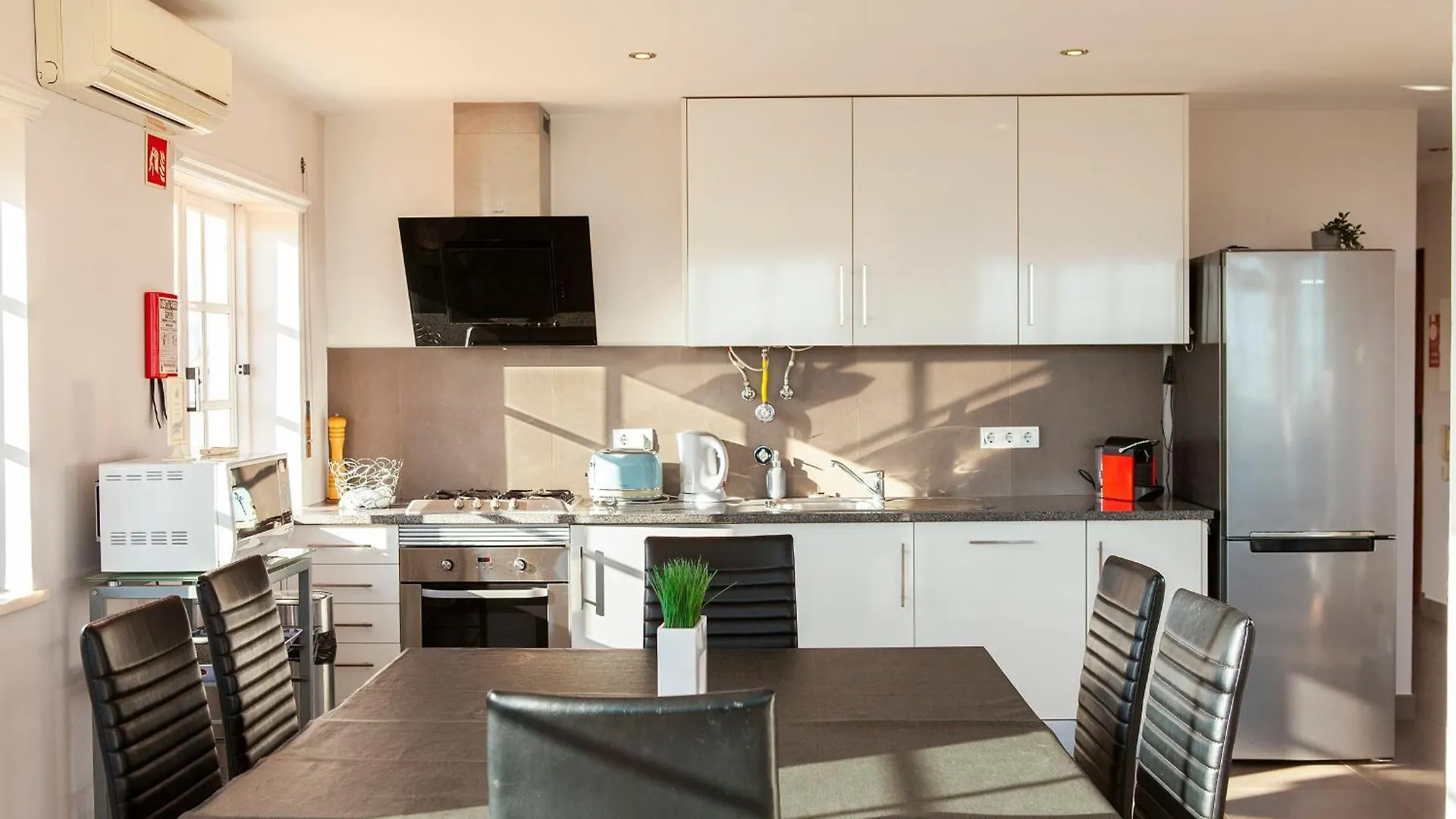 B96 - Solar Vau Fresh Apartment Портиман 0*,  Португалия